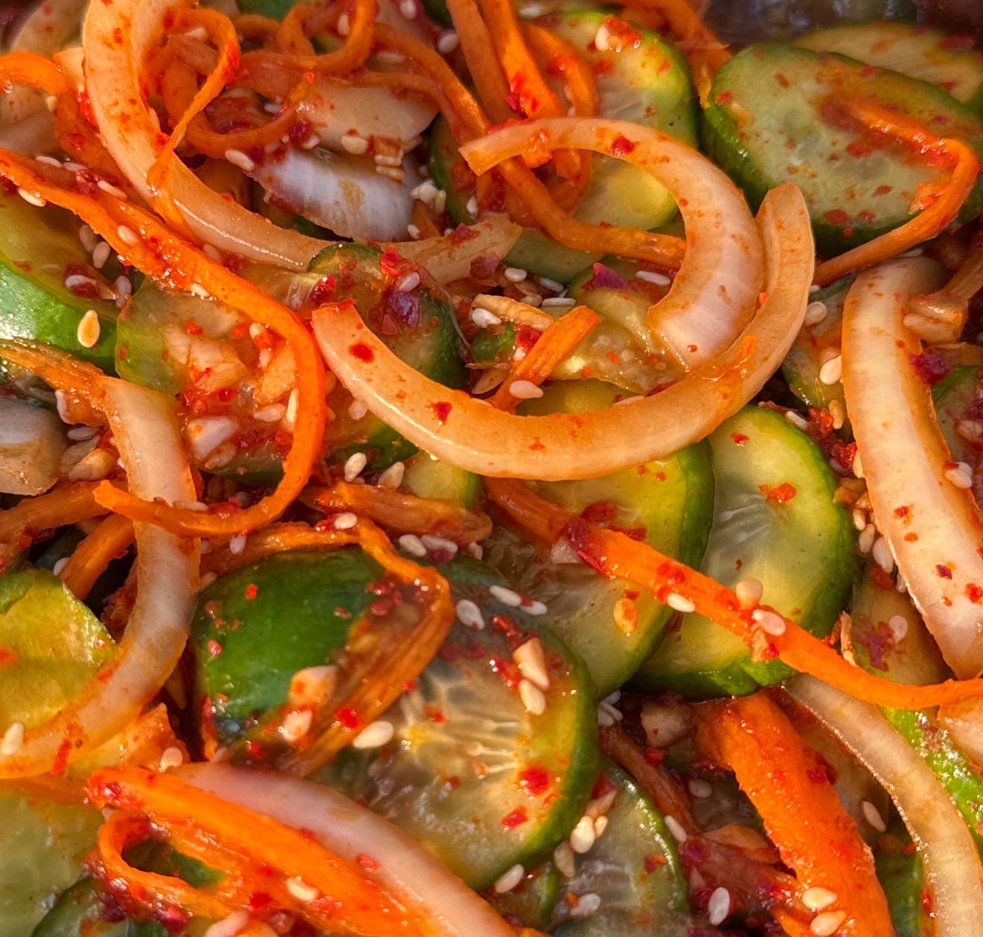 Korean Spicy Cucumber Salad (Oi Muchim - 오이무침) 🥒🌶️🔥